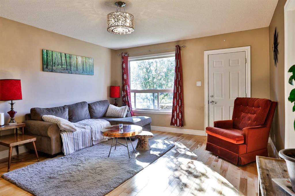 Fifth View of 731 14 Street N, Westminster, Lethbridge, Alberta, T1H 2W2
