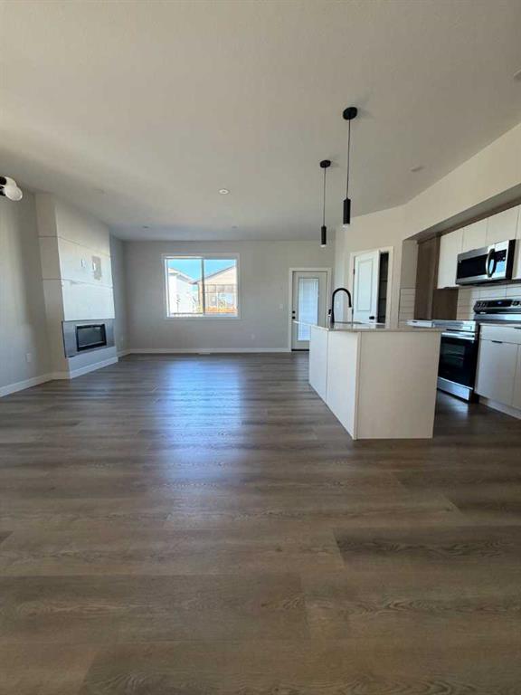 Third View of B, 10206 128 Avenue , Royal Oaks, Grande Prairie, Alberta, T8V 6S9