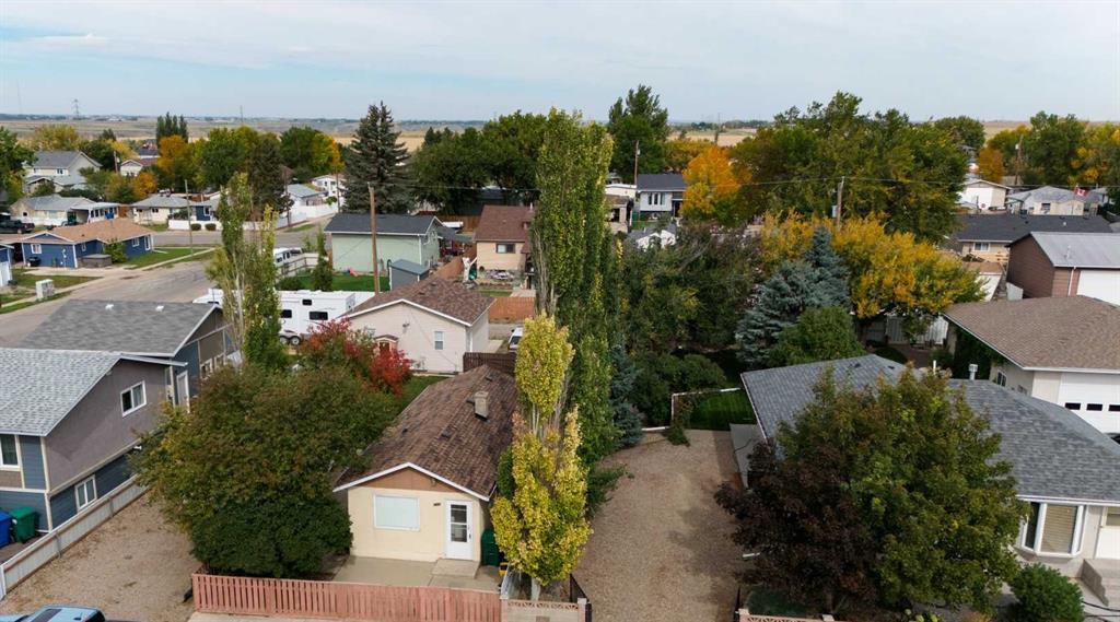 1207 41 Avenue N, A2347391, Alberta,