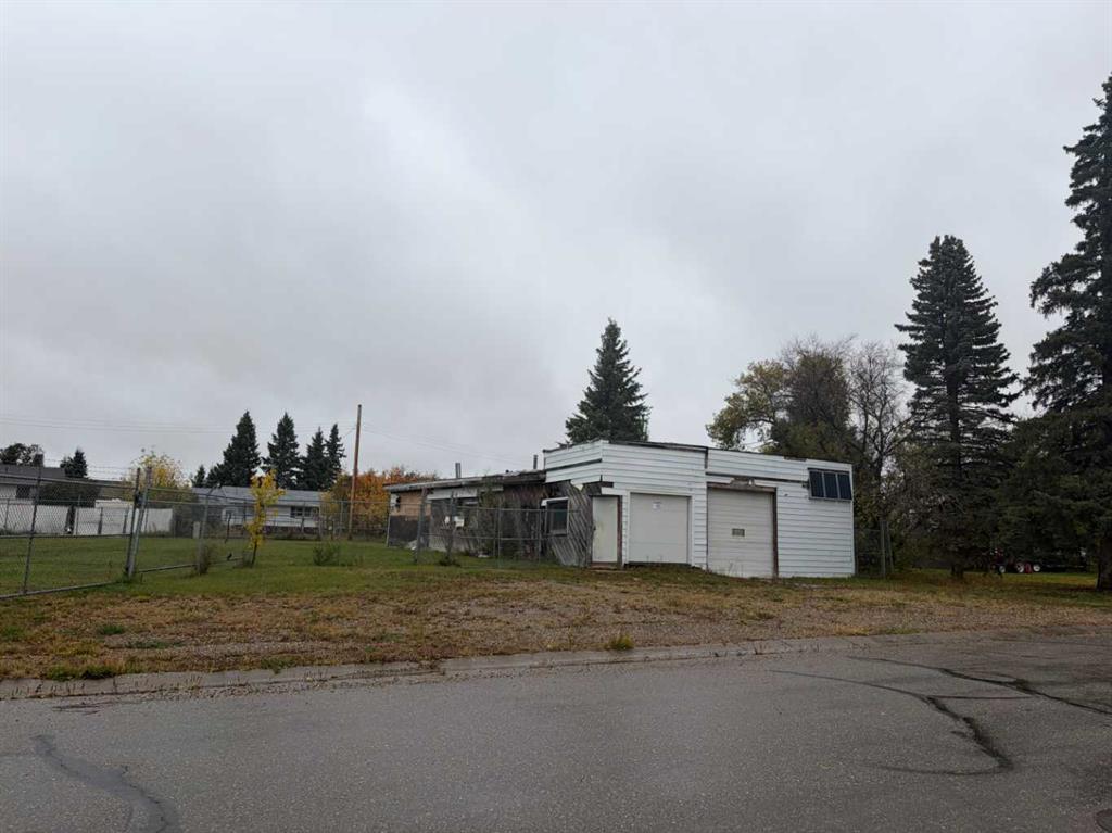 Fourth View of 914 1st Avenue , NONE, Bluesky, Alberta, T0H 0J0