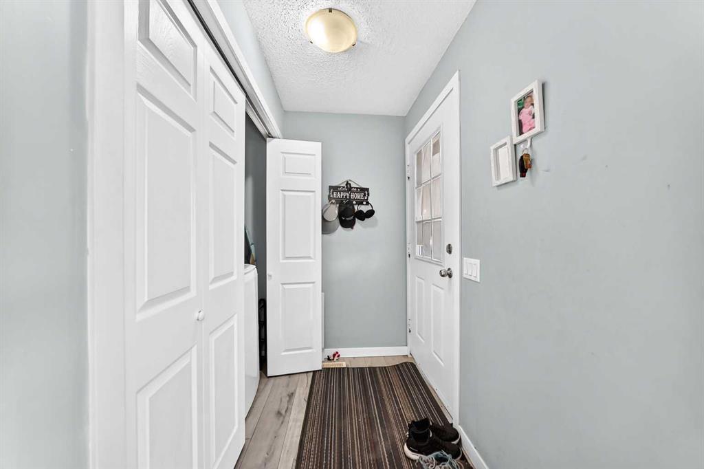 Third View of 40 FALDALE Close NE, Falconridge, Calgary, Alberta, T3J 1V9