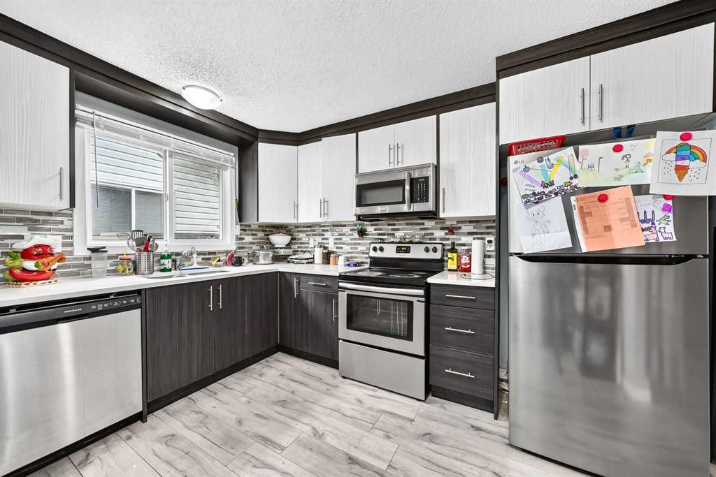 Fourth View of 40 FALDALE Close NE, Falconridge, Calgary, Alberta, T3J 1V9