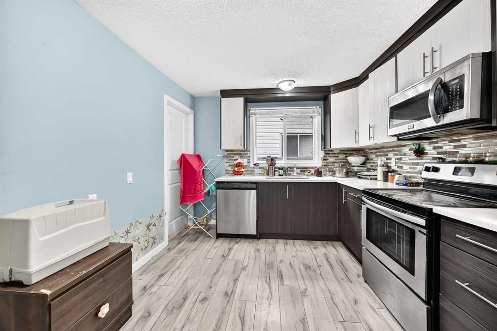 Fifth View of 40 FALDALE Close NE, Falconridge, Calgary, Alberta, T3J 1V9