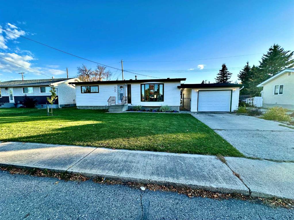 460 16 Street , A2347509, Alberta,