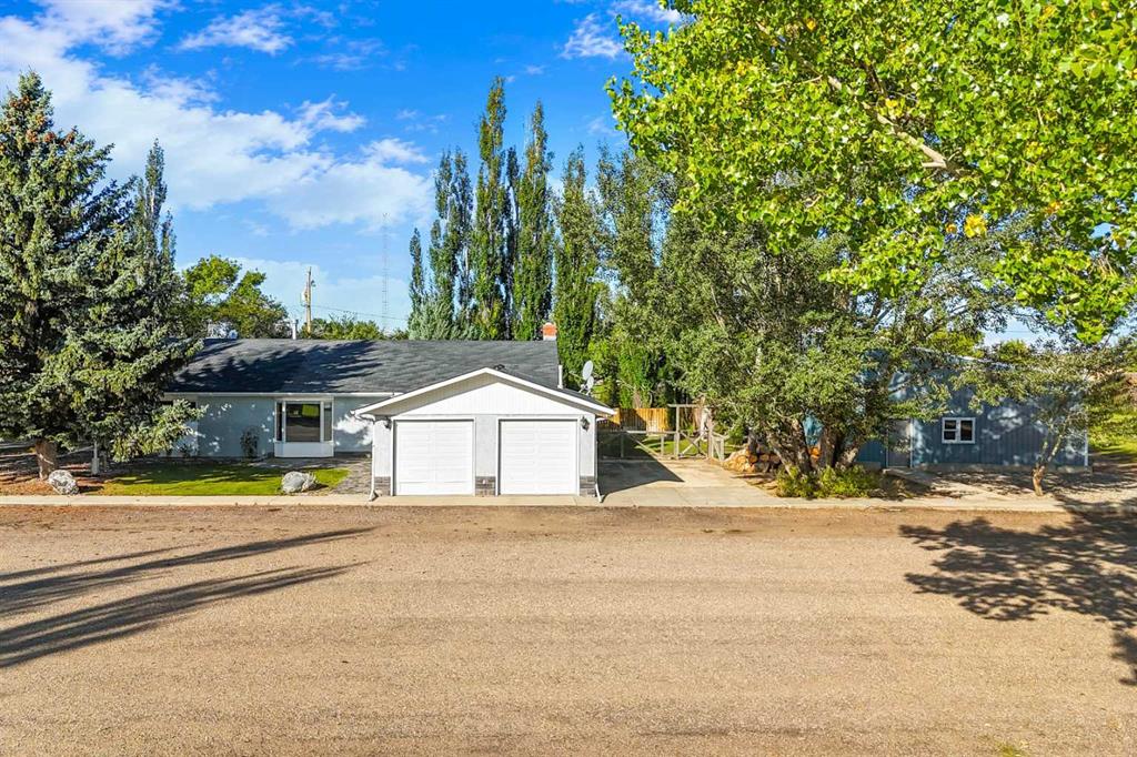 Fifth View of 150 Chudleigh Street , NONE, Etzikom, Alberta, T0K 0W0