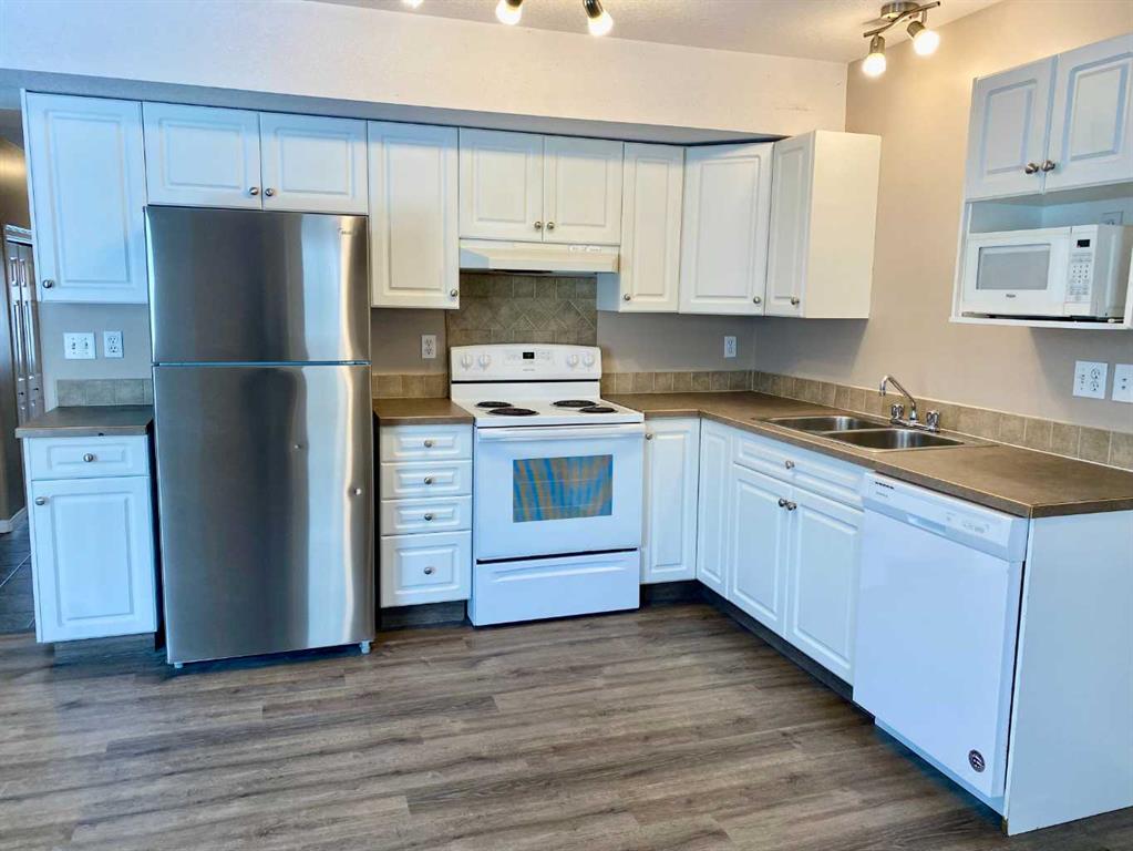Third View of 208, 10150 121 Avenue , Northridge, Grande Prairie, Alberta, T8V 8H2