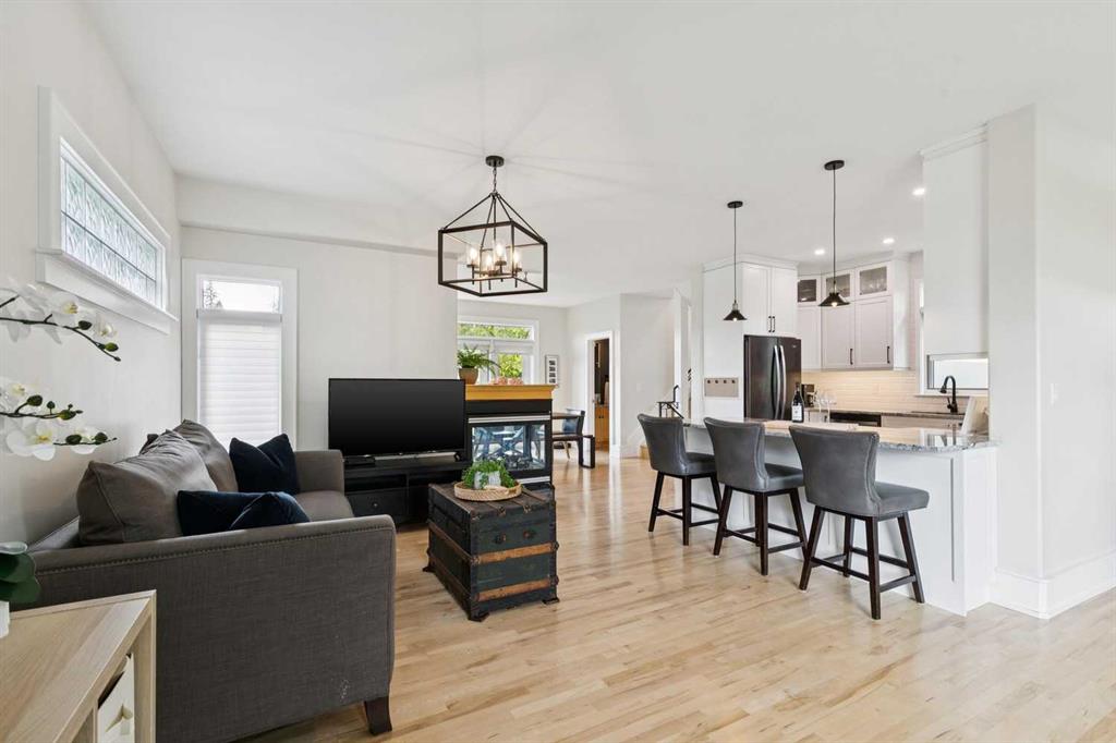 Fifth View of 1917 27 Avenue SW, South Calgary, Calgary, Alberta, T2T 1H4