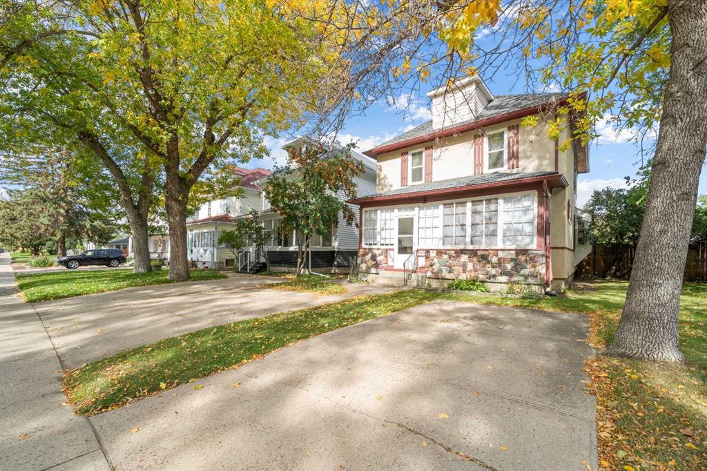 362 7 Street SE, A2347669, Alberta,