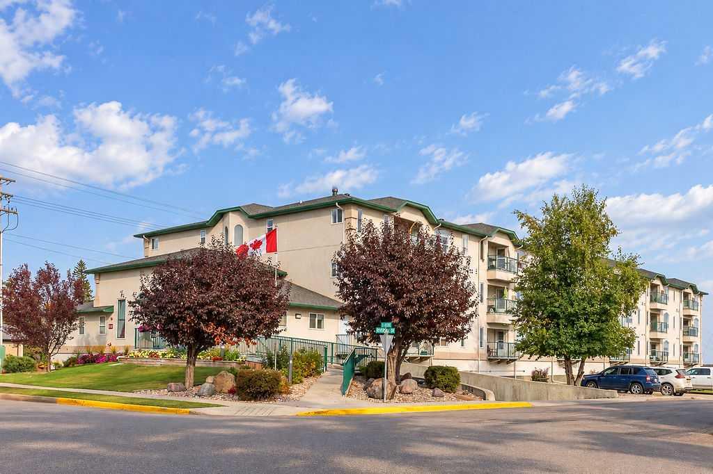 211, 5120 51 Avenue , A2347698, Alberta,