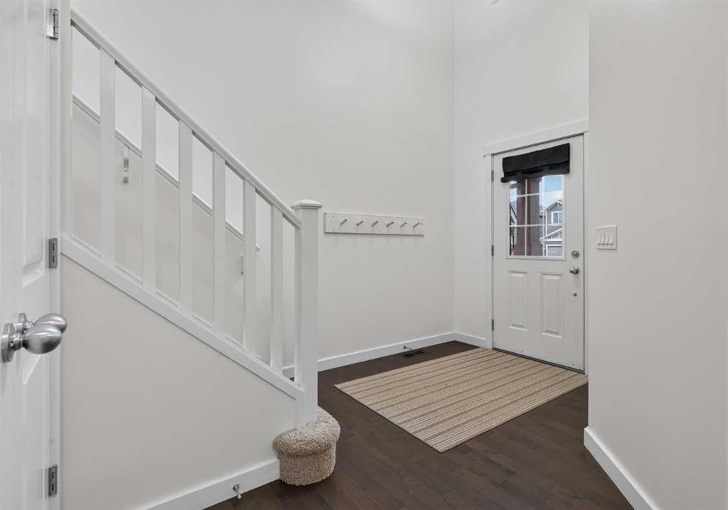 Third View of 684 Evanston Drive NW, Evanston, Calgary, Alberta, T3P 0L3