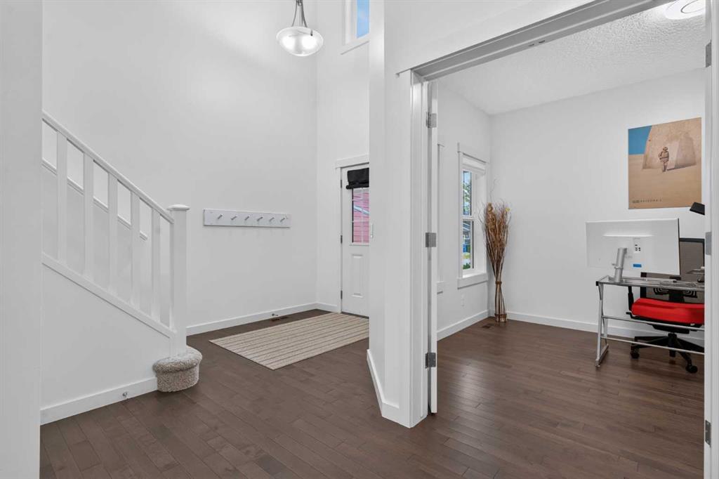 Fourth View of 684 Evanston Drive NW, Evanston, Calgary, Alberta, T3P 0L3