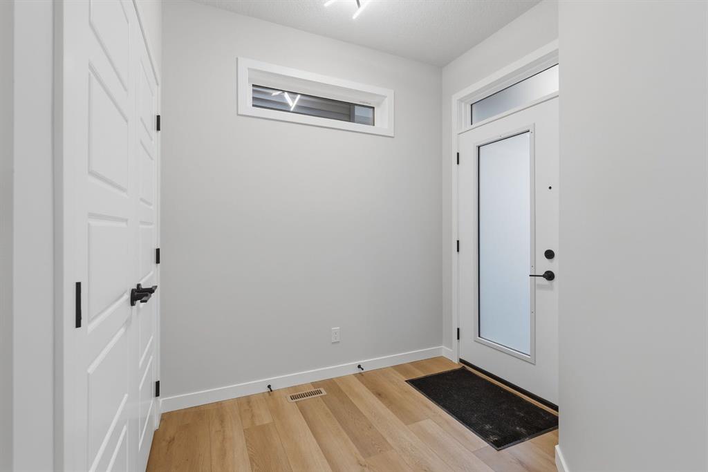 Fifth View of 433 Lewiston Landing NE, Lewisburg, Calgary, Alberta, T3P 2P3