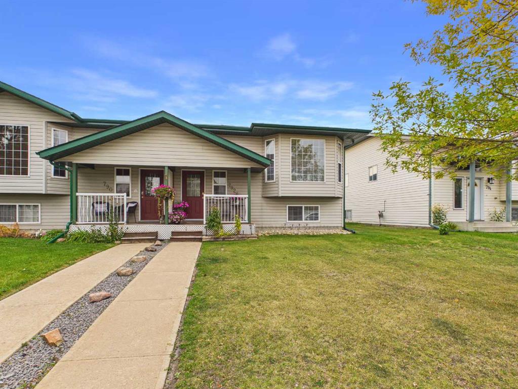 792 Lancaster Drive , A2347835, Alberta,