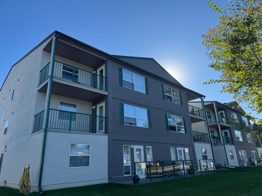 204, 105 7 Avenue SE, A2347860, Alberta,