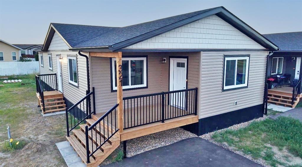 321 20 Street E, A2347880, Alberta,