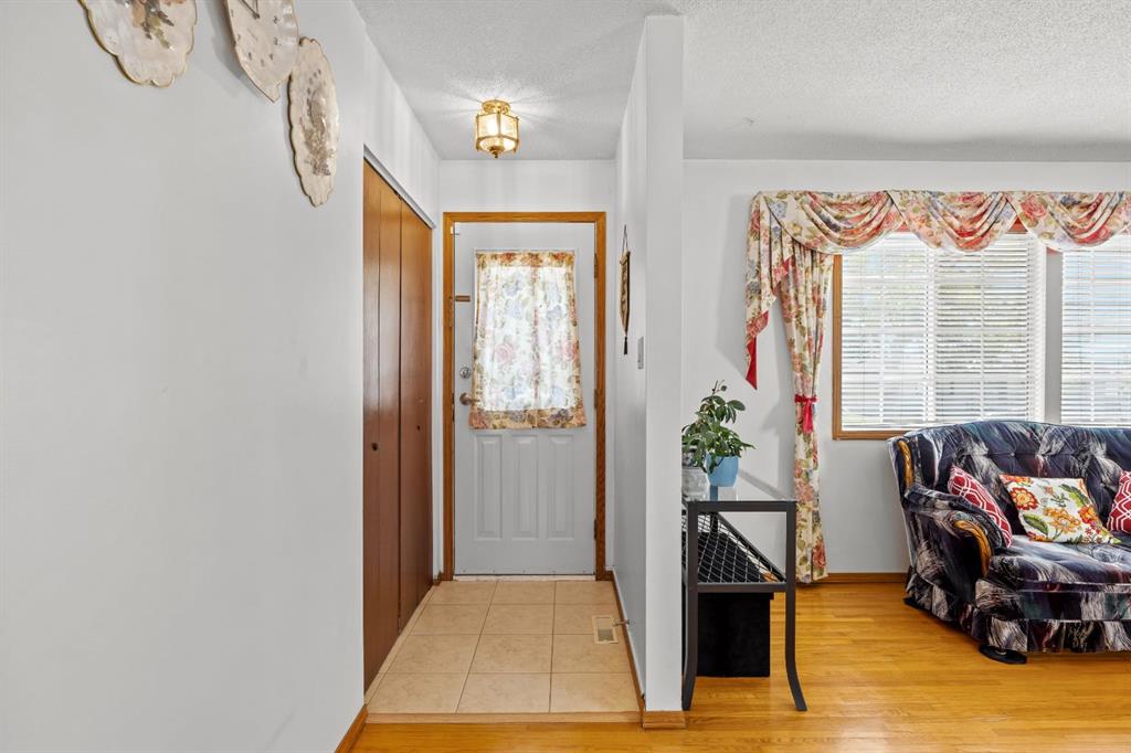 Third View of 1307 Radisson Drive SE, Albert Park/Radisson Heights, Calgary, Alberta, T2A 1Z3