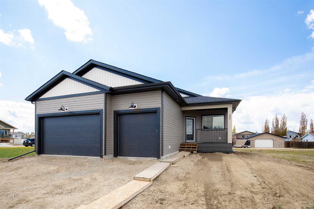 32 Sunrise Crescent N, A2347949, Alberta,