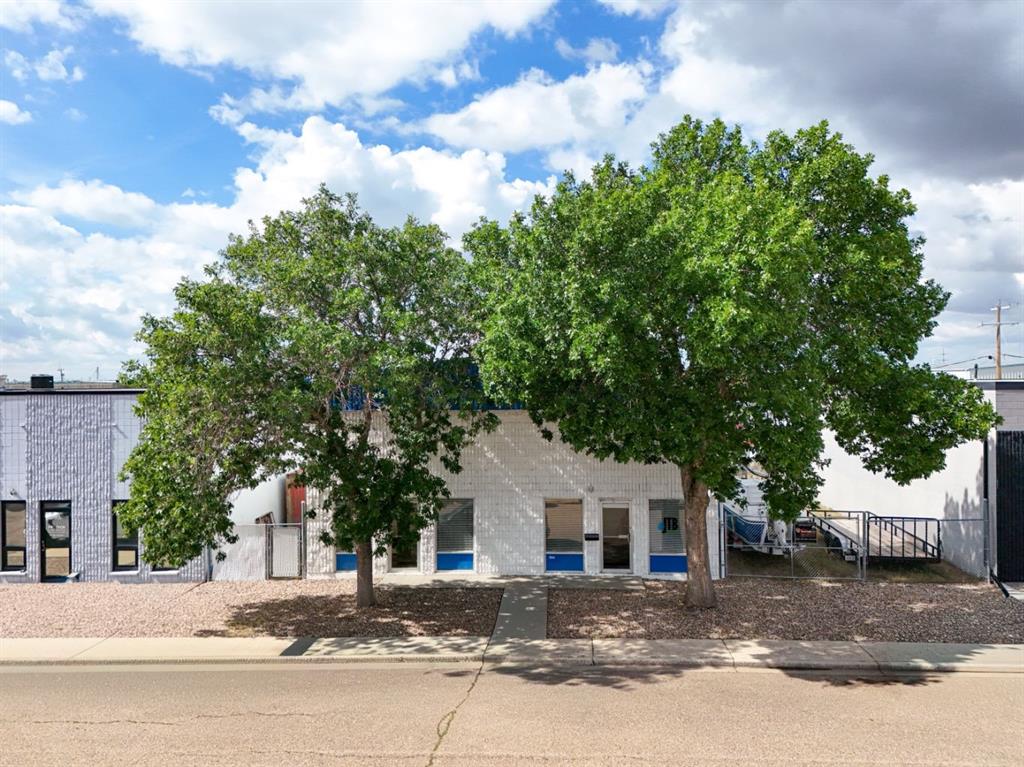 Second View of 1944 11 Avenue NW, Brier Park Industrial, Medicine Hat, Alberta, T1C 1T6
