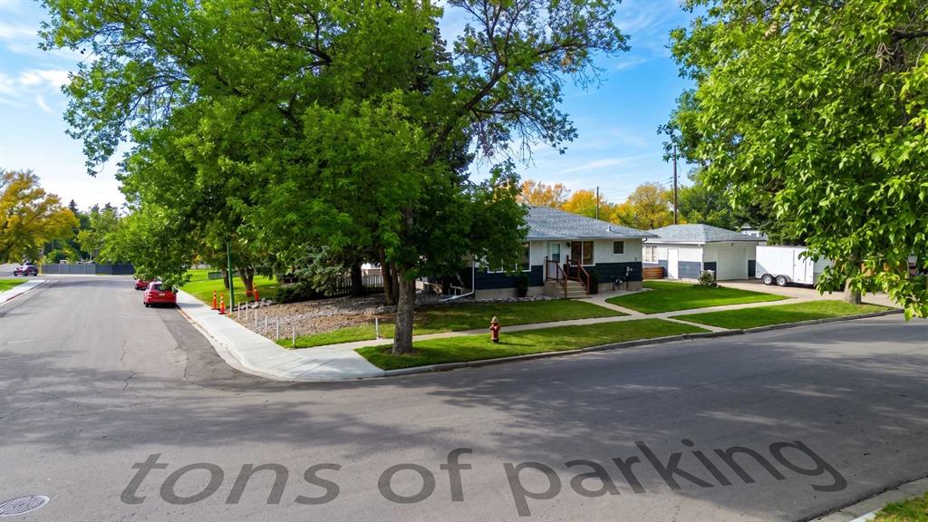 Third View of 1721 2B Avenue N, Westminster, Lethbridge, Alberta, T1H 0G8