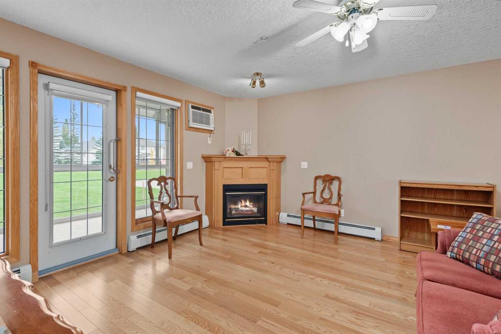 Fourth View of 104, 6868 Sierra Morena Boulevard SW, Signal Hill, Calgary, Alberta, T3H 3R6
