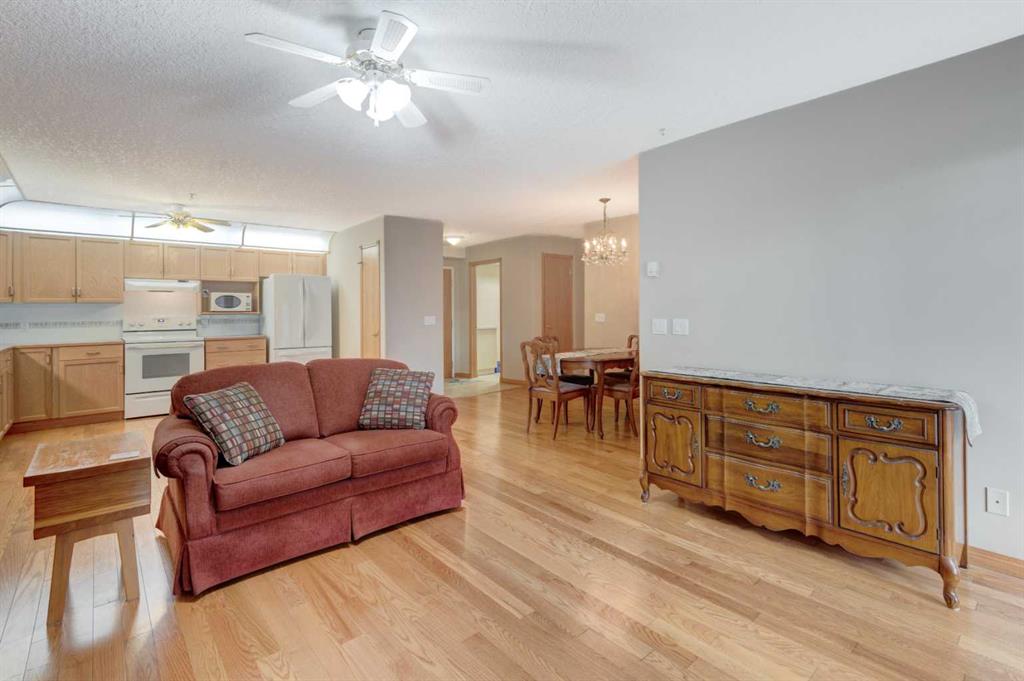 Fifth View of 104, 6868 Sierra Morena Boulevard SW, Signal Hill, Calgary, Alberta, T3H 3R6