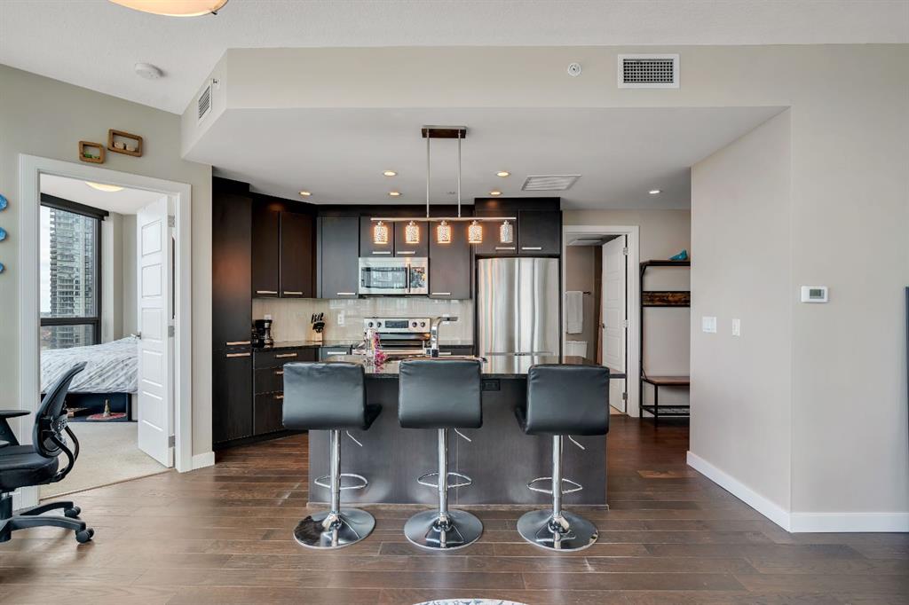 Fifth View of 2301, 225 11 Avenue SE, Beltline, Calgary, Alberta, T2G 0G3