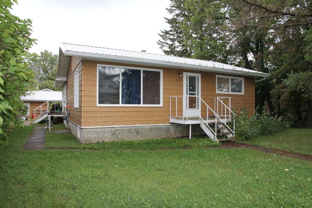 119 4 Street E, A2348178, Saskatchewan,