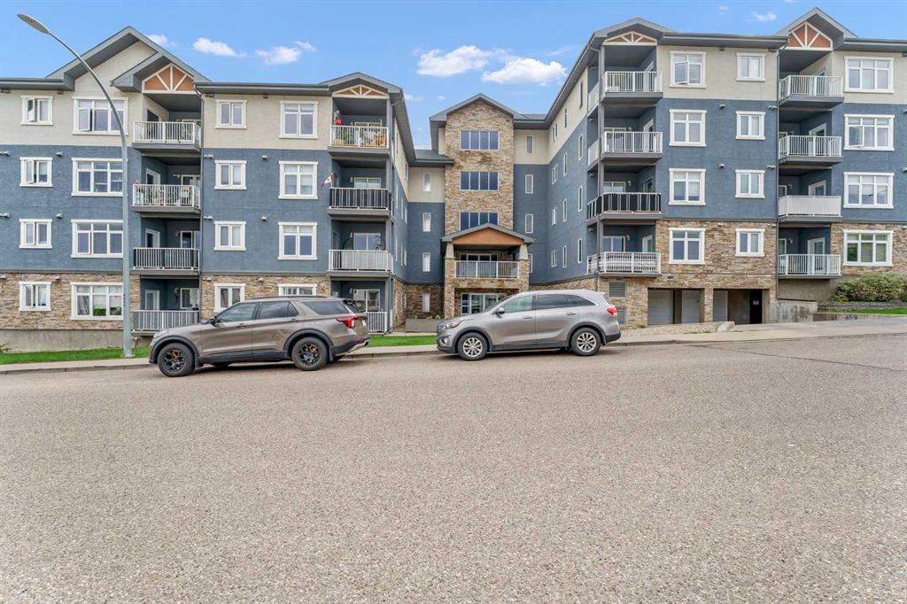 305, 19 Terrace View NE, A2348191, Alberta,