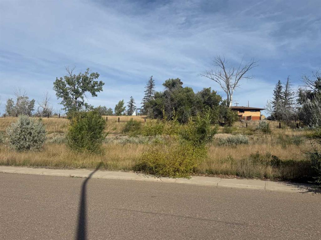 Fifth View of 16 Canyon Creek Drive SW, Canyon Creek, Medicine Hat, Alberta, T1B 0B2