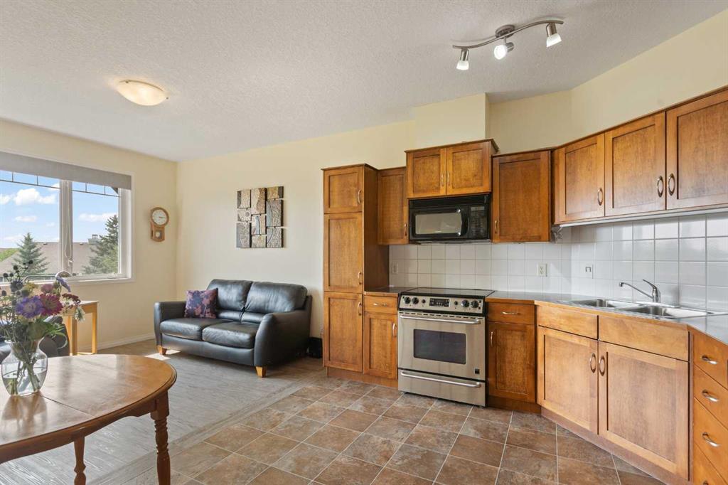 Fifth View of 308, 43 Sunrise Loop SE, Sunrise Meadows, High River, Alberta, T1V 0A8
