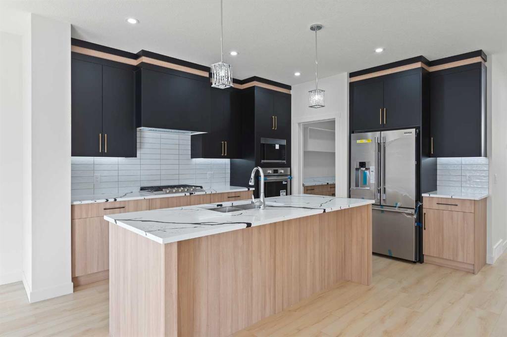 Fourth View of 813 Hampshire Crescent NE, Hampton Hills, High River, Alberta, T1V 0E3