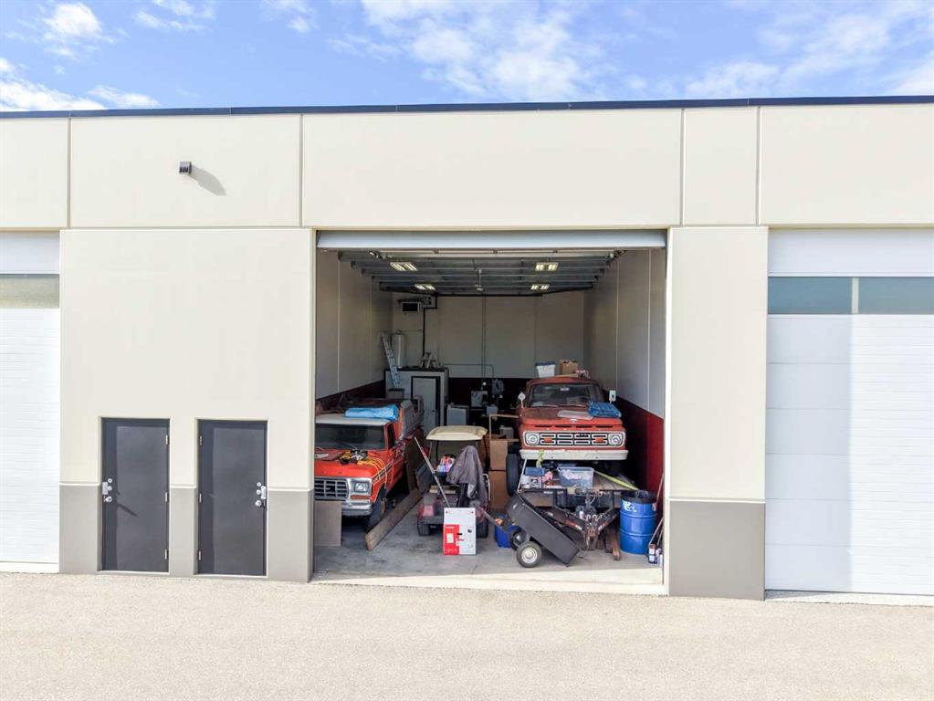 Fifth View of 7, 5217 Duncan Avenue , Highway Commercial, Blackfalds, Alberta, T0M 0J0