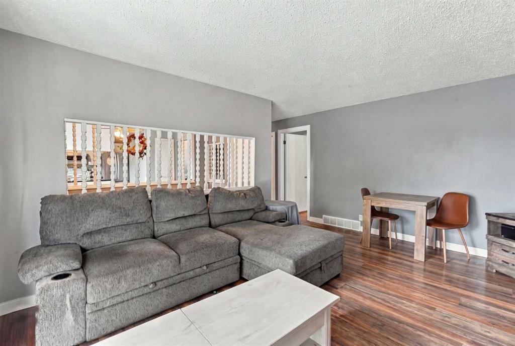 Fourth View of 155 Templevale Road NE, Temple, Calgary, Alberta, T1Y 4V9