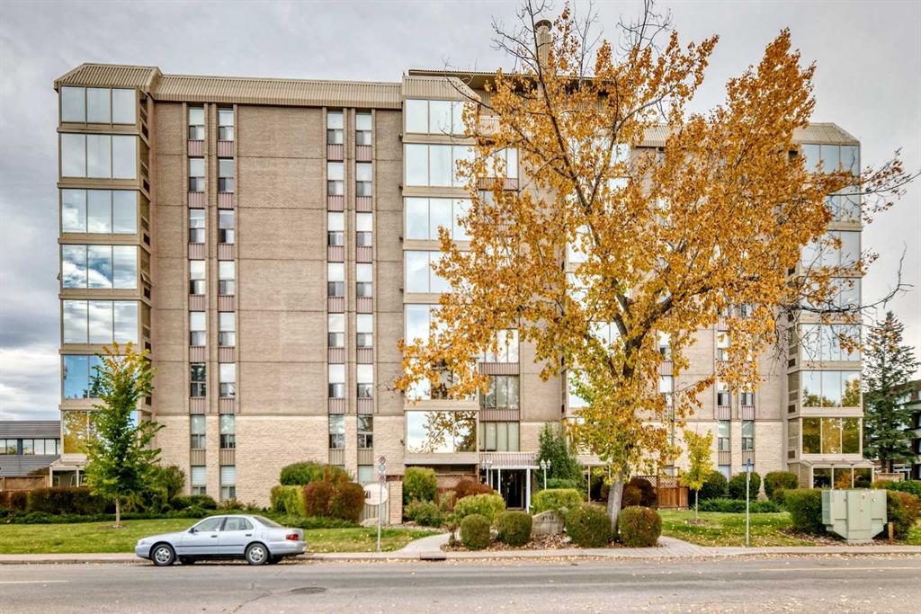 Third View of 201, 4554 Valiant Drive NW, Varsity, Calgary, Alberta, T3A2V5