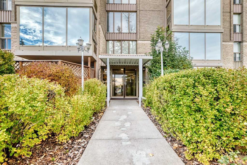 Fifth View of 201, 4554 Valiant Drive NW, Varsity, Calgary, Alberta, T3A2V5