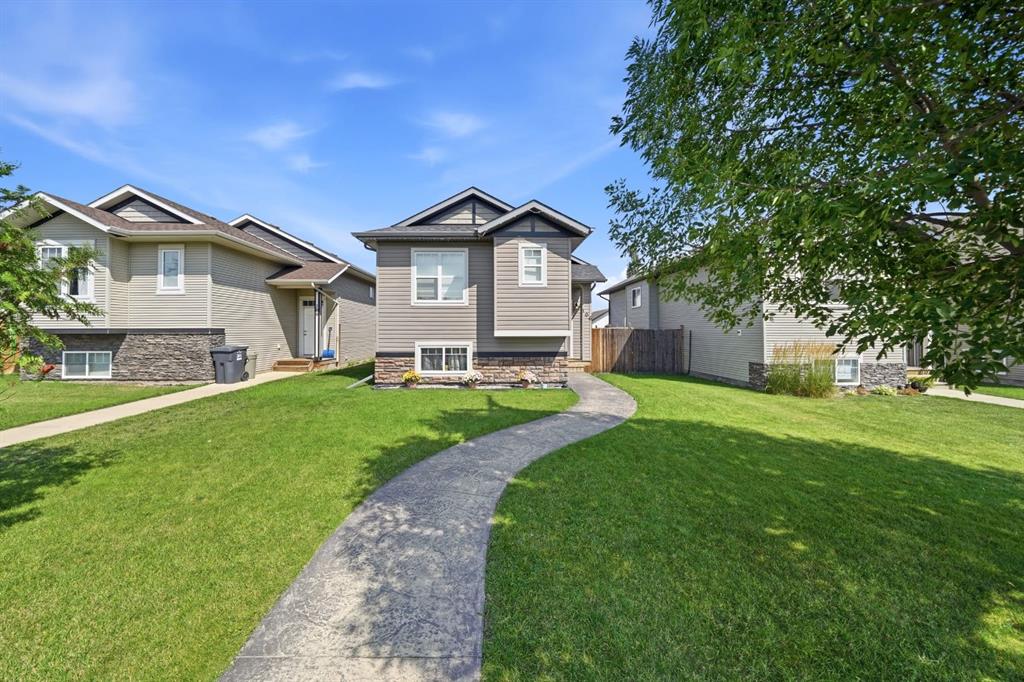Third View of 106 25 Street , NONE, Springbrook, Alberta, T4S 0J1