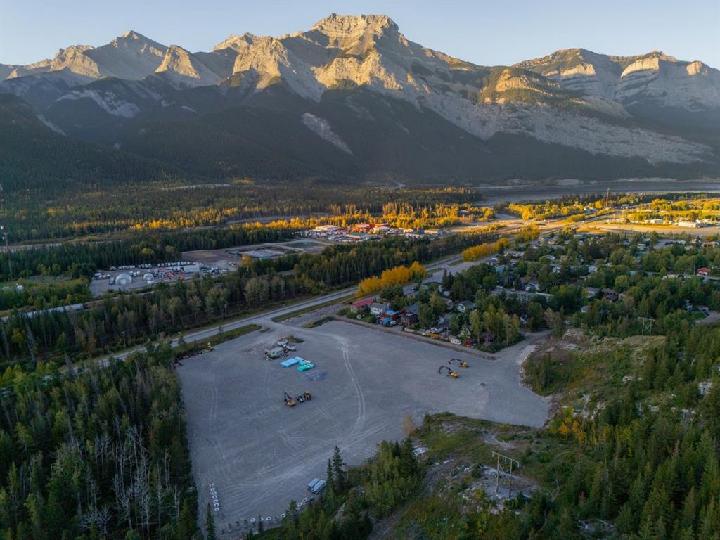 17 Skogan Peak Drive , A2348373, Alberta,