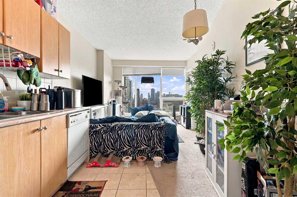 Third View of 2014, 1053 10 Street SW, Beltline, Calgary, Alberta, T2R 1S6