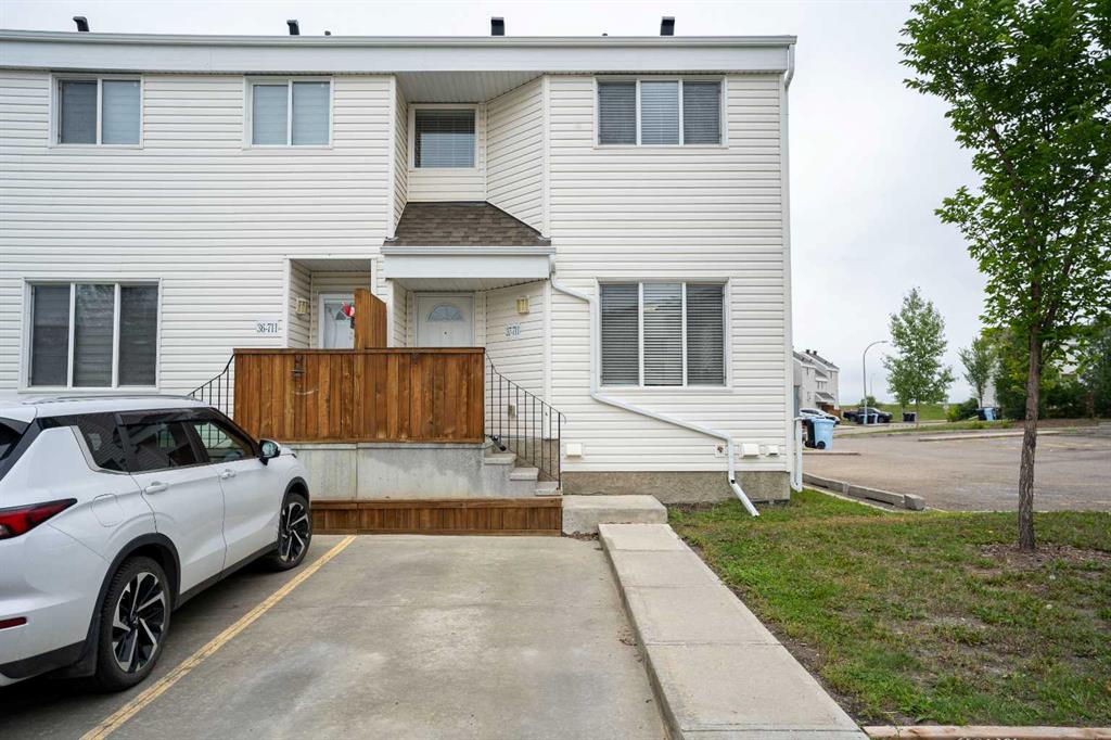 Main View of 37, 711 Beacon Hill Drive , Beacon Hill, Fort McMurray, Alberta, T9H 3R5