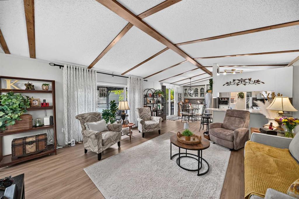 3221 Burroughs Manor NE, A2348541, Alberta,
