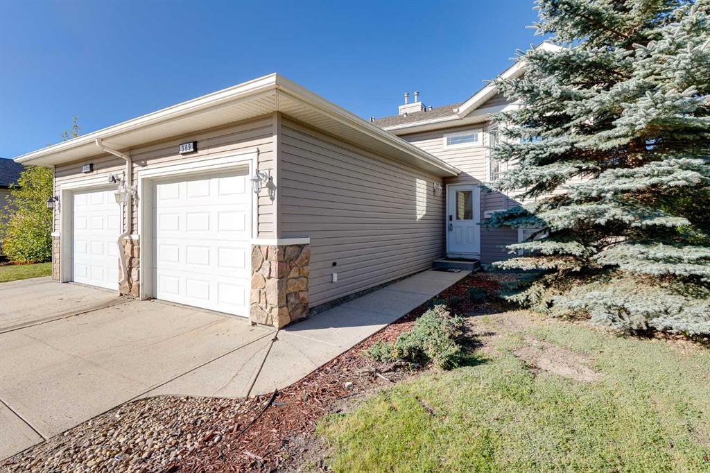 Third View of 389 Stonegate Way NW, Stonegate, Airdrie, Alberta, T4B2X9