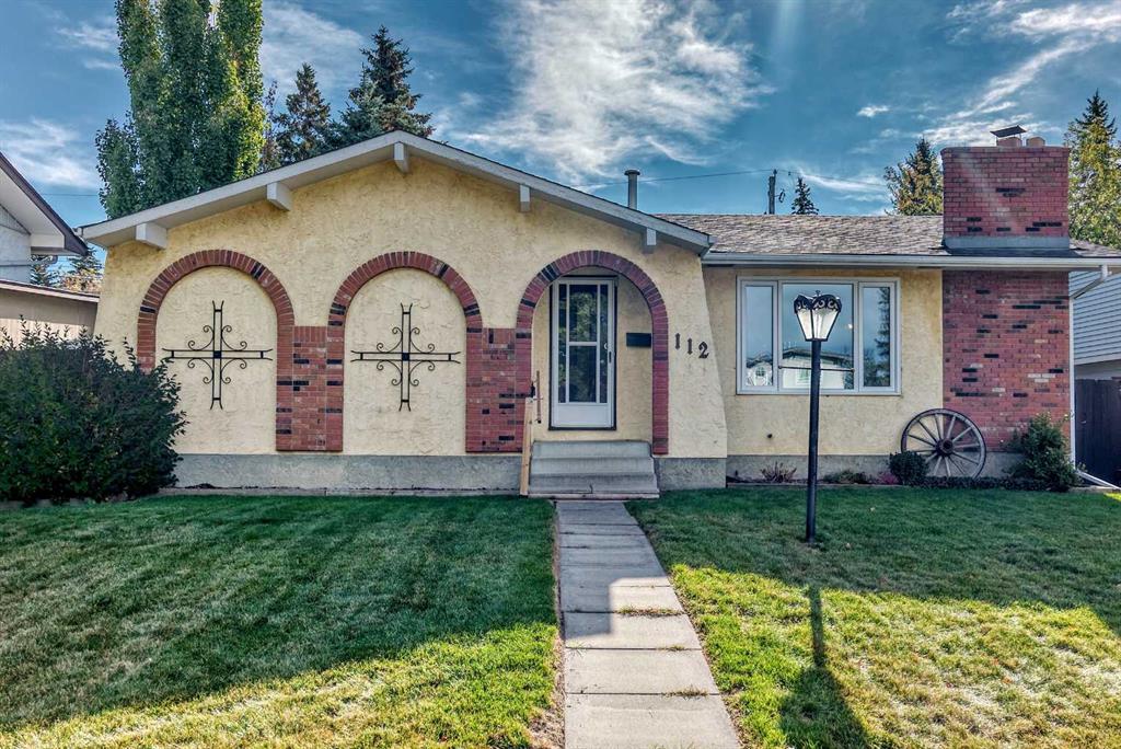 112 Queensland Place SE, A2348622, Alberta,