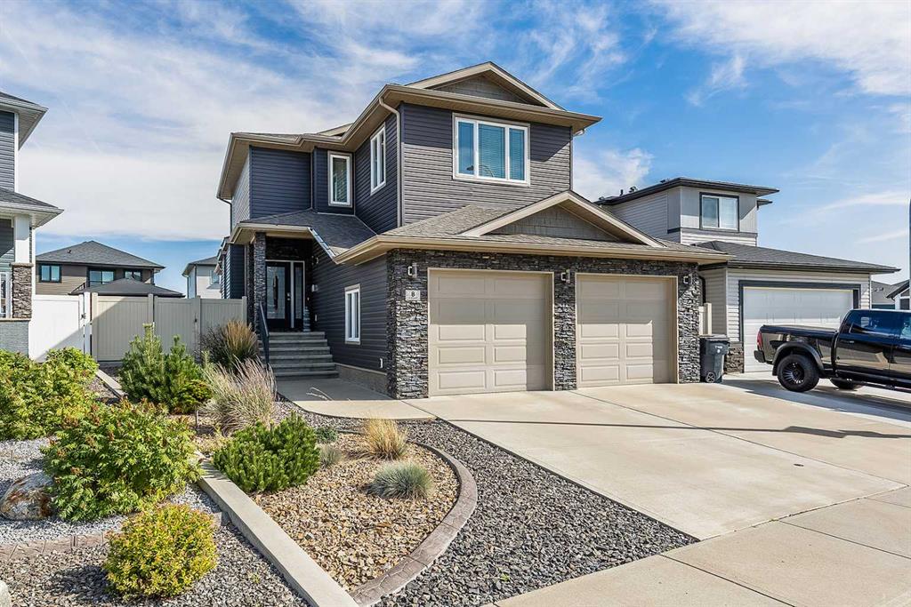 8 Hamptons Crescent SE, A2348634, Alberta,
