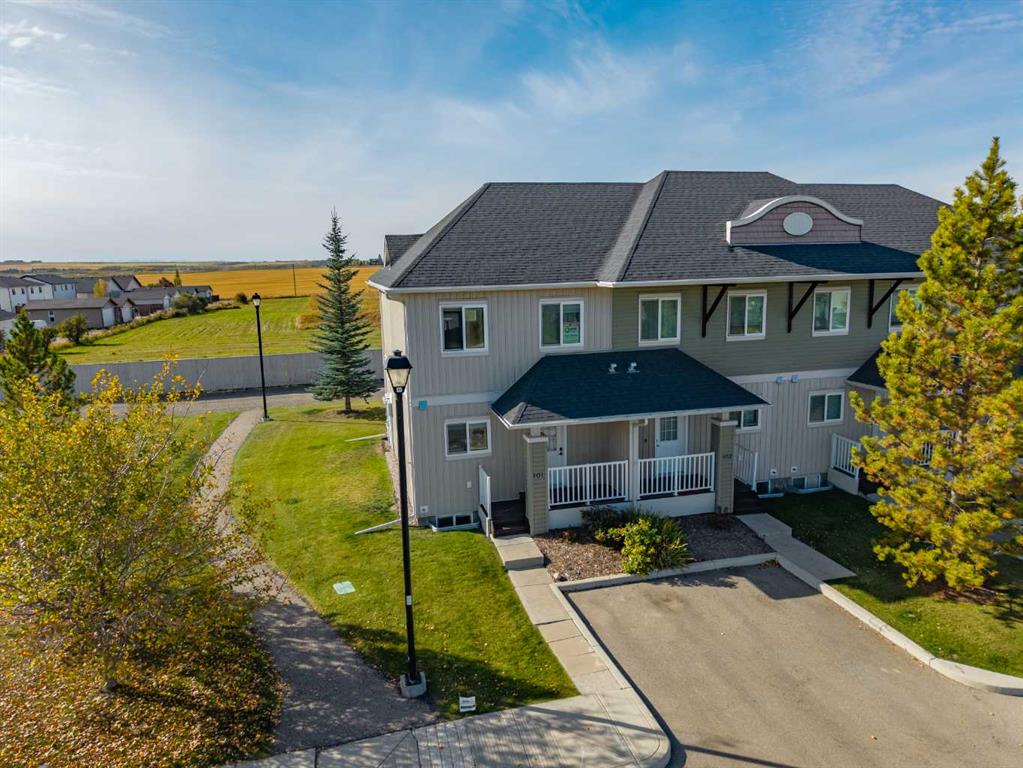 101 Clover Way , A2348659, Alberta,