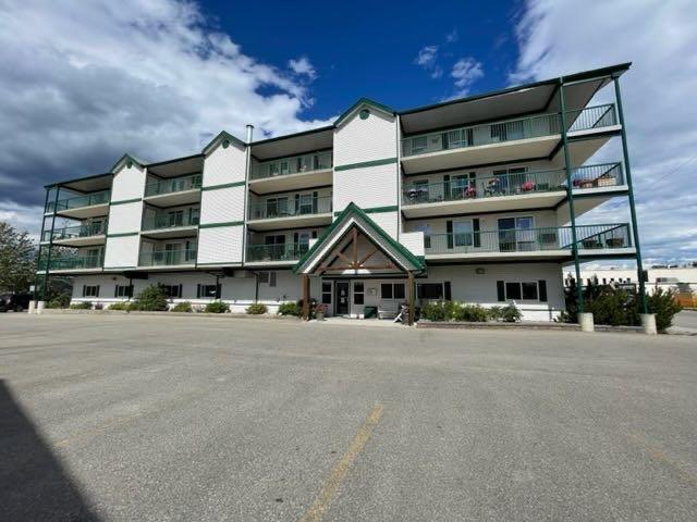 205, 228 Pembina Avenue , A2348664, Alberta,