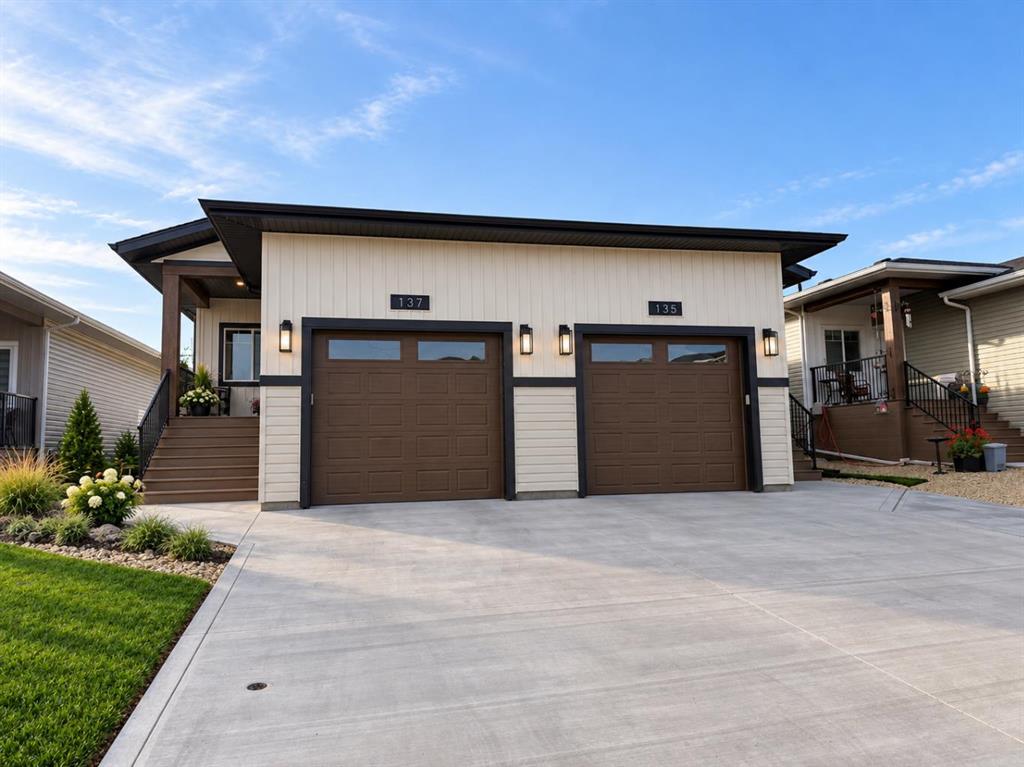 60 Gray Close , A2348670, Alberta,
