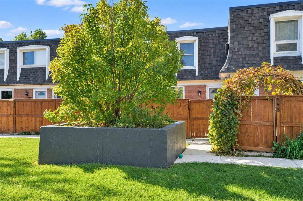 Third View of 152, 330 Canterbury Drive SW, Canyon Meadows, Calgary, Alberta, T2W 1H6