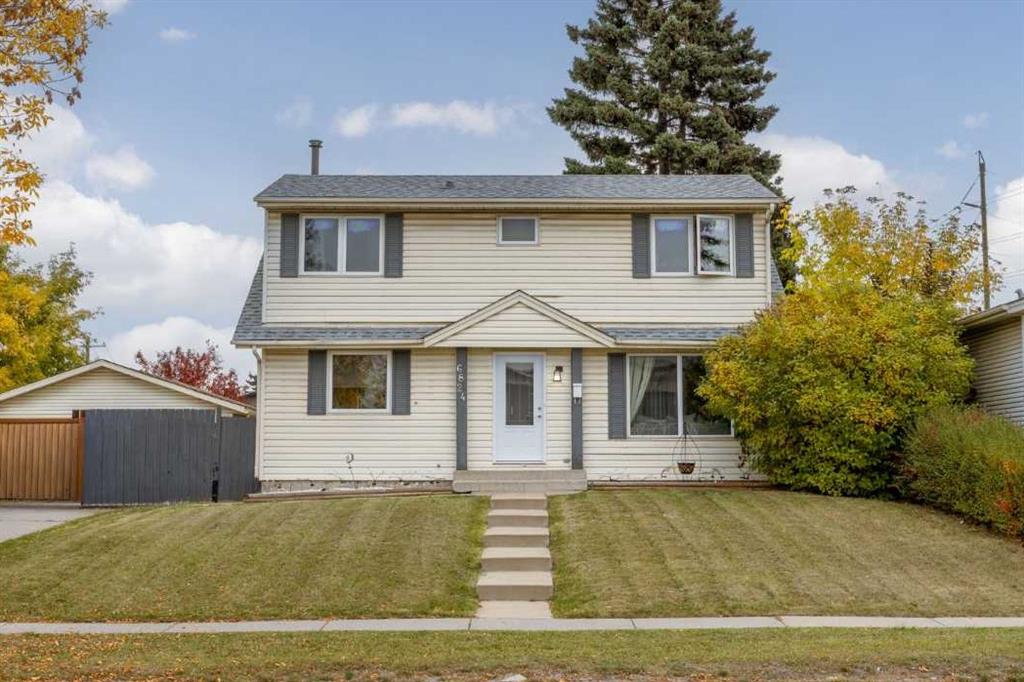 Second View of 6824 43 Avenue NE, Temple, Calgary, Alberta, T1Y5P2