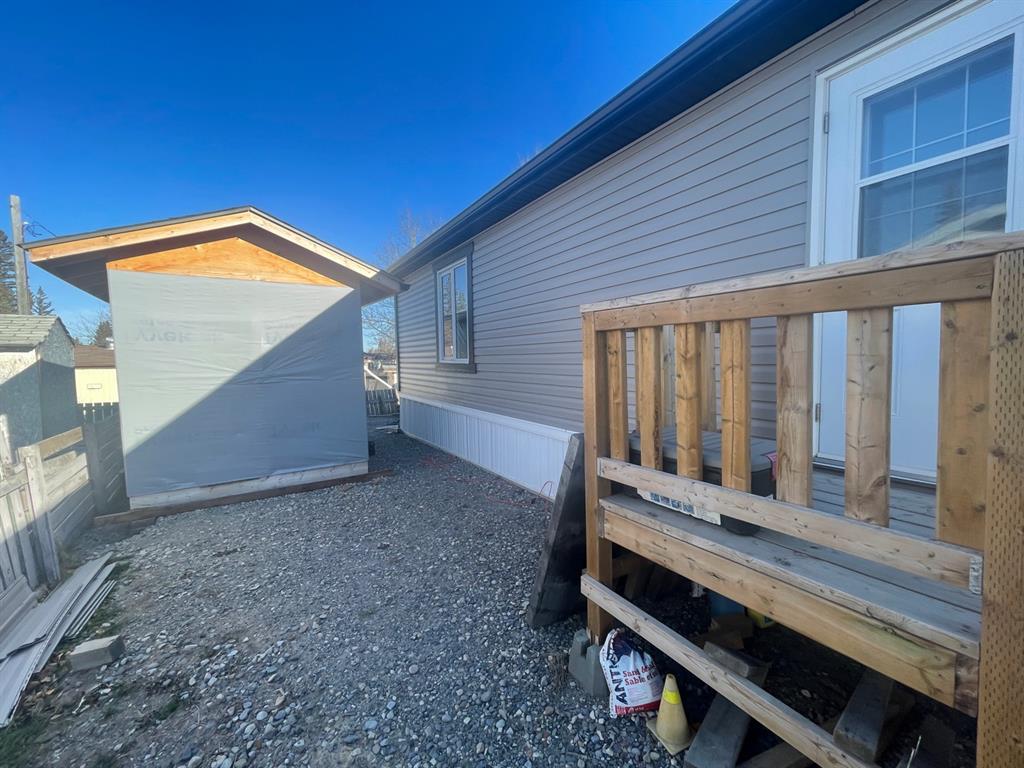 Third View of 304, 133 JARVIS Street , Hillcrest, Hinton, Alberta, T7V 1R5