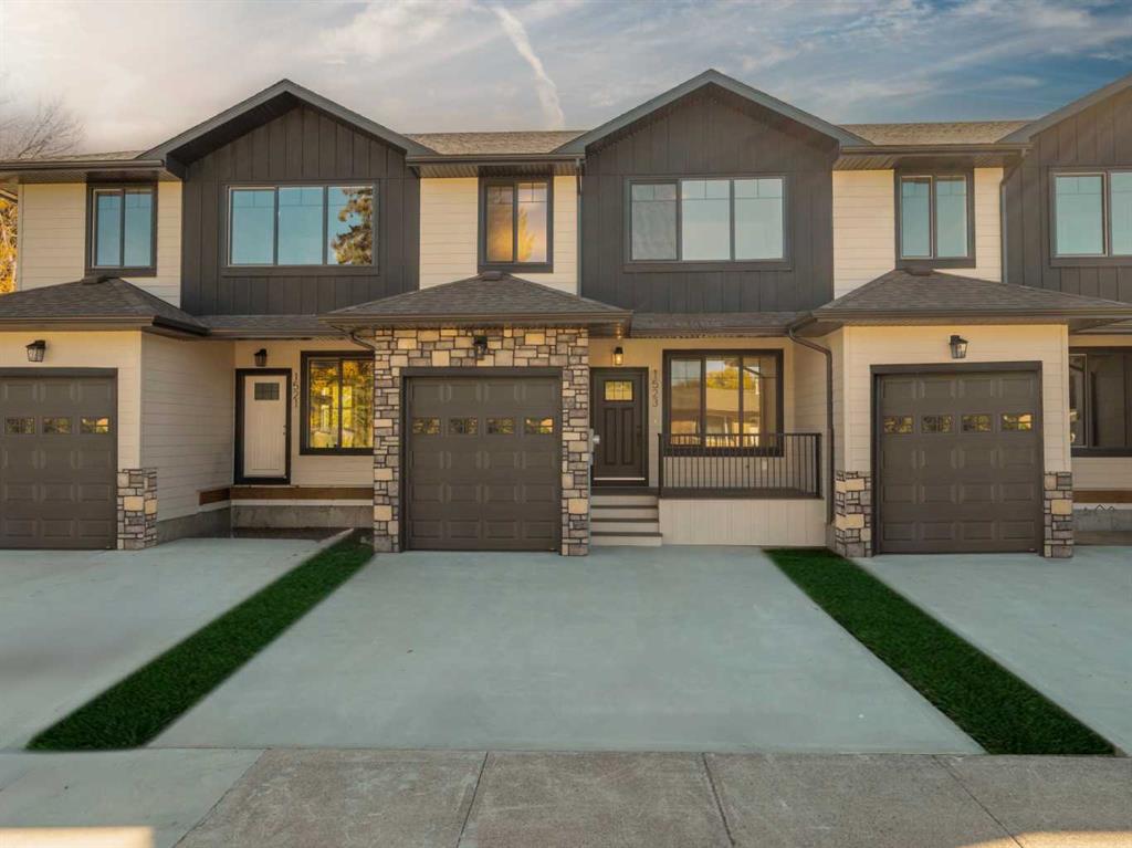1521 17 Street S, A2348773, Alberta,